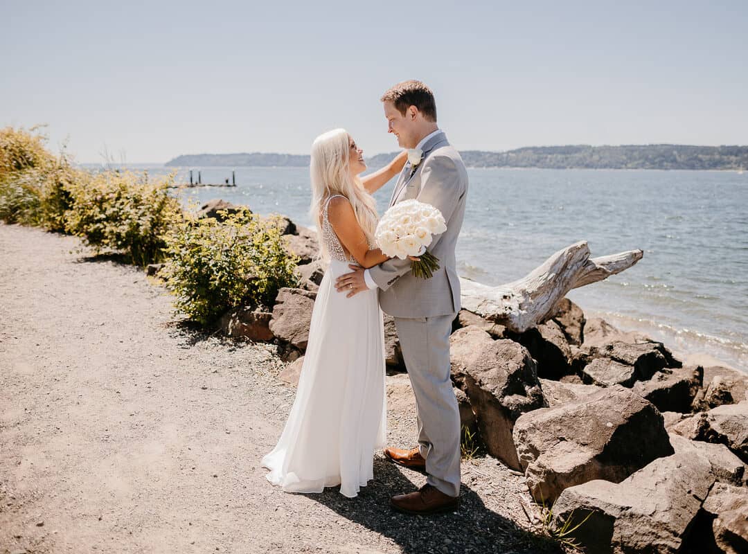 Mukilteo Lighthouse Park Wedding | Shavonne & Wesley