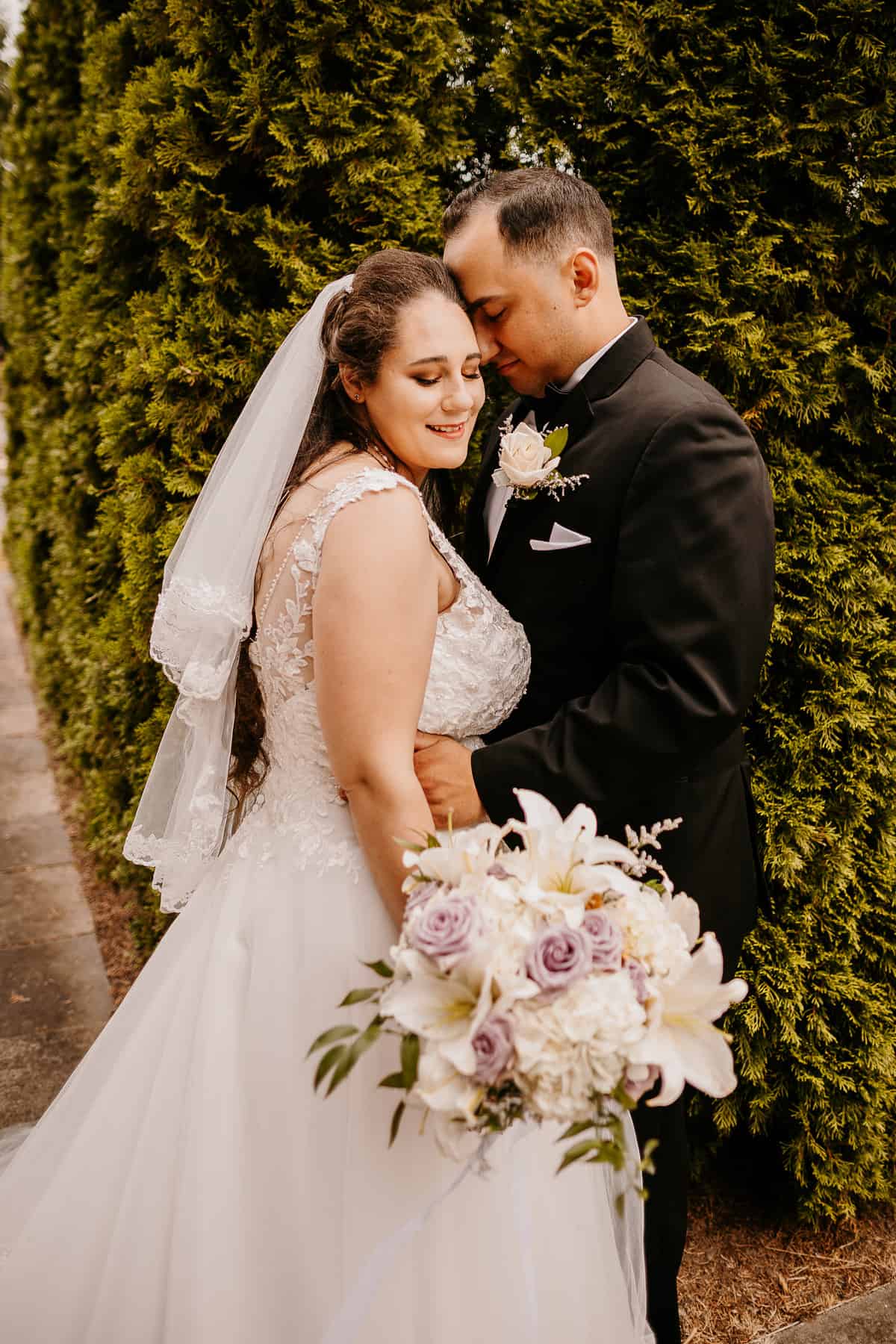 Washington Wedding Photographer. Kastle H Photography LLC. Amanda and Chad. St. Elizabeth Ann Seton Catholic Church Bothell, WA