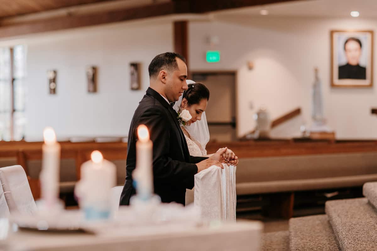 Washington Wedding Photographer. Kastle H Photography LLC. Amanda and Chad. St. Elizabeth Ann Seton Catholic Church Bothell, WA