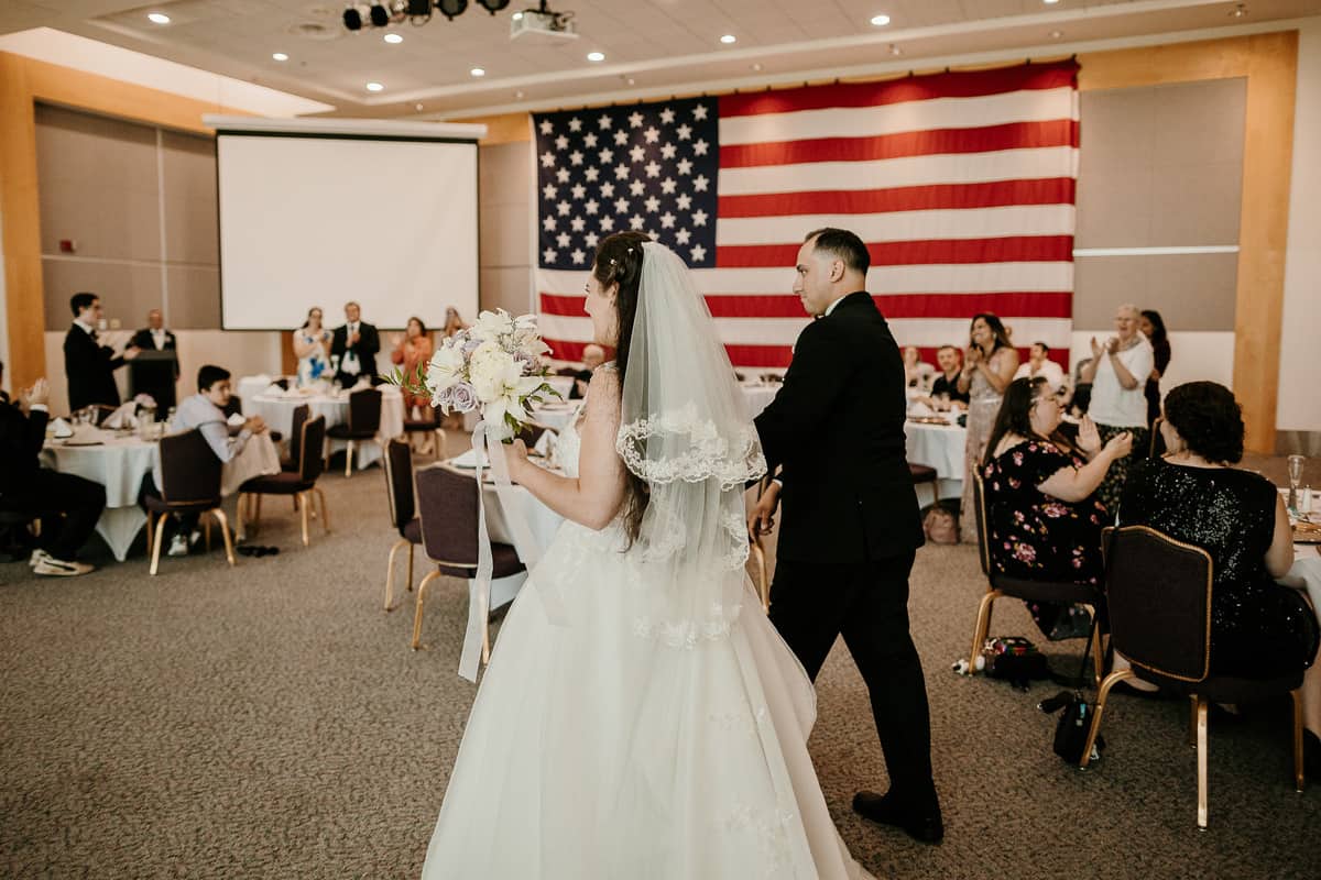 Washington Wedding Photographer. Kastle H Photography LLC. Amanda and Chad. St. Elizabeth Ann Seton Catholic Church Bothell, WA