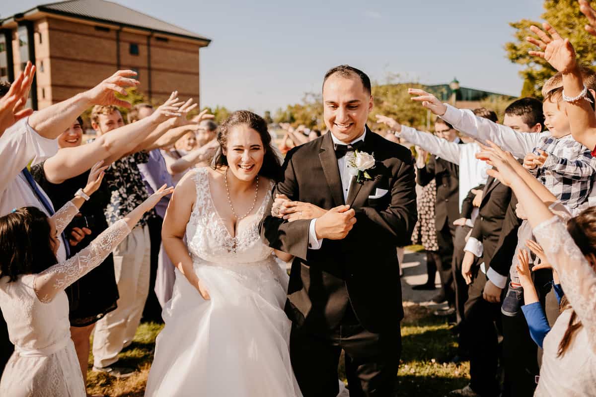 Washington Wedding Photographer. Kastle H Photography LLC. Amanda and Chad. St. Elizabeth Ann Seton Catholic Church Bothell, WA