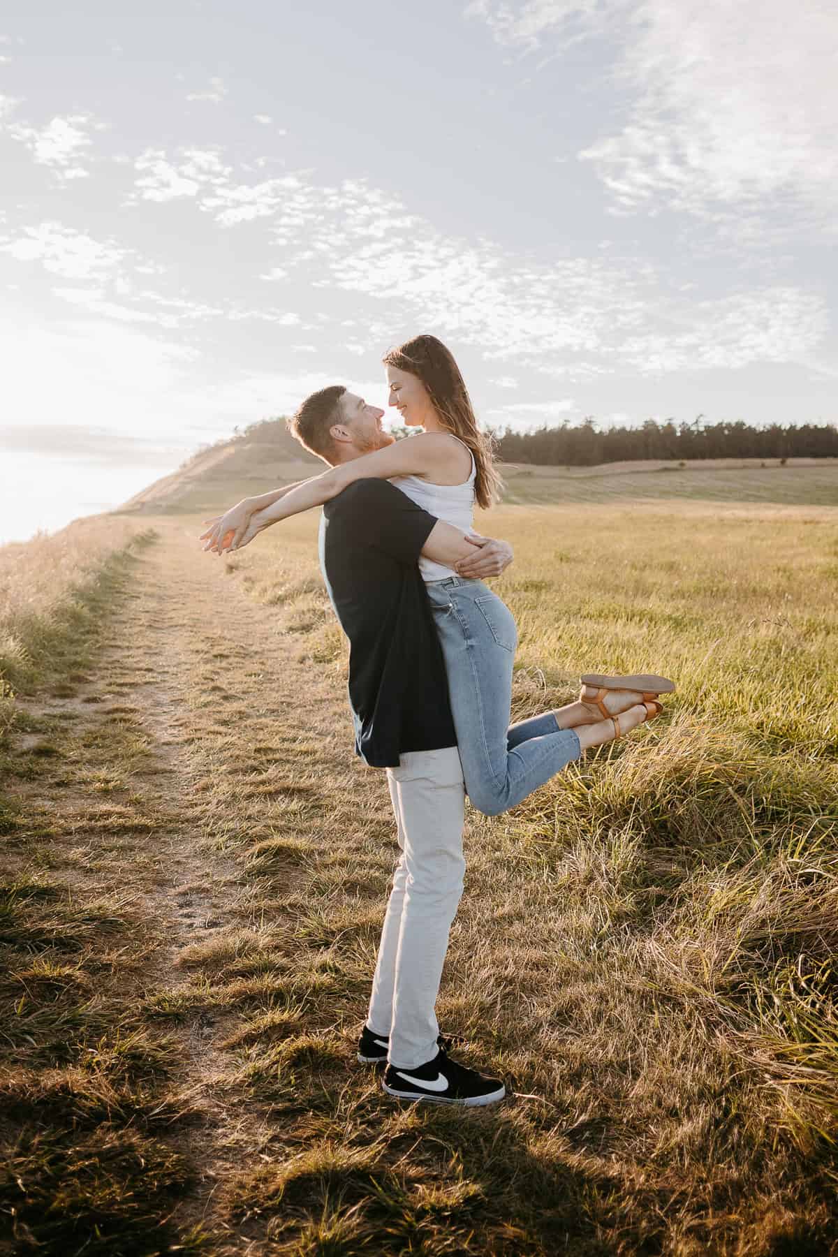 Seattle Engagement Photographer. Kastle H Photography LLC. Adrienne & Matt. Ebey's Landing Coupeville, WA