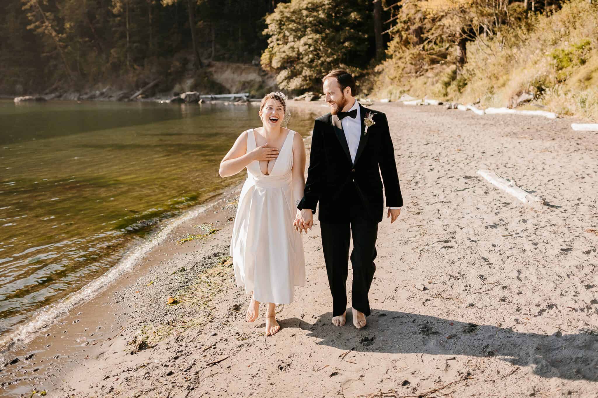 Oak Harbor Elopement Photographer. Kastle H Photography LLC. Maris and Aaron. Bowman Bay Oak Harbor, WA