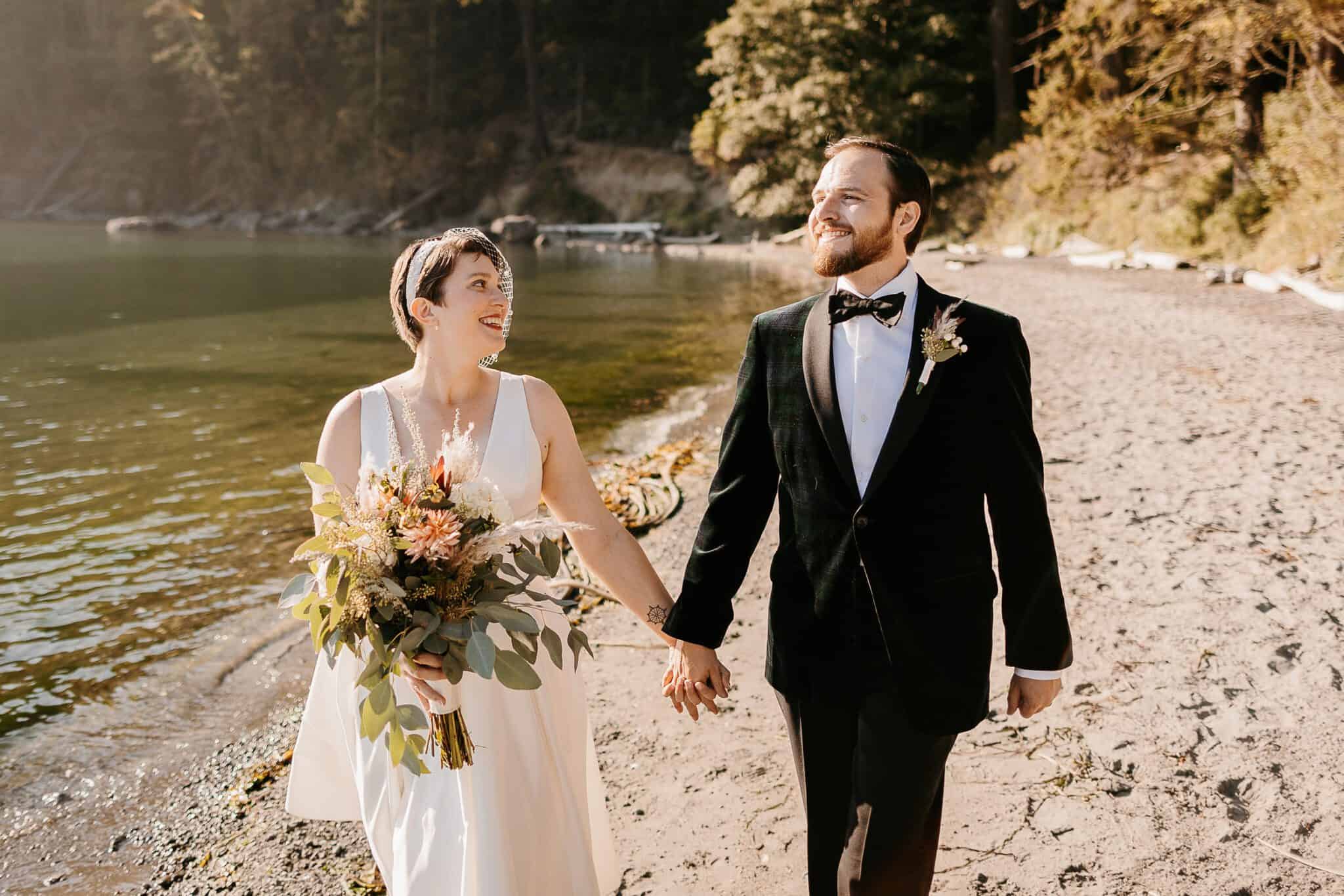 Arizona Elopement Photographer. Kastle H Photography LLC. Kasandra and Tyler. Apache Wash Trailhead Phoenix, Arizona