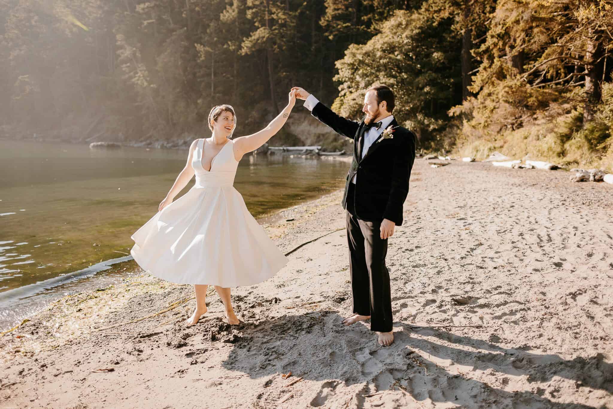 Oak Harbor Elopement Photographer. Kastle H Photography LLC. Maris and Aaron. Bowman Bay Oak Harbor, WA