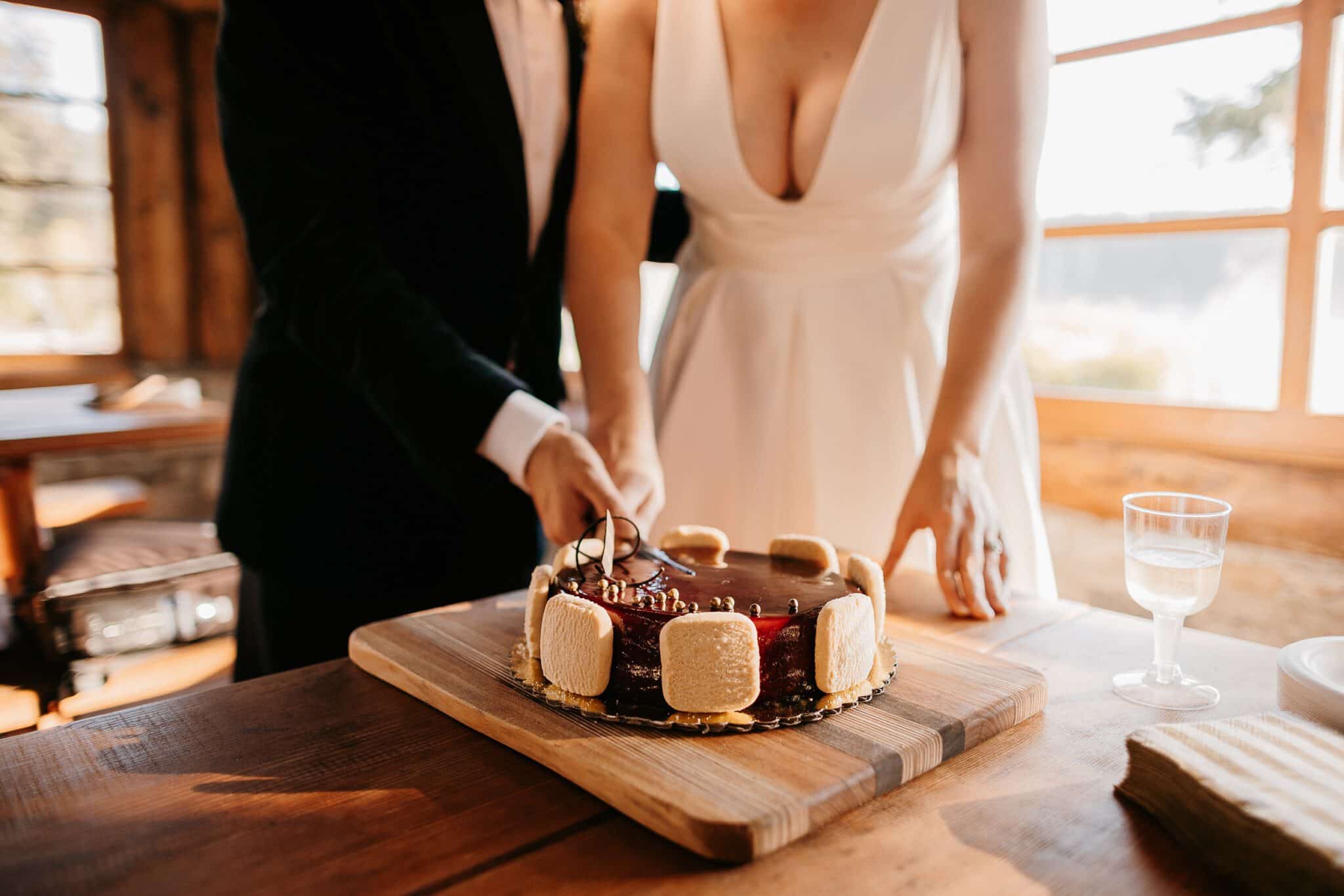 Oak Harbor Elopement Photographer. Kastle H Photography LLC. Maris and Aaron. Bowman Bay Oak Harbor, WA